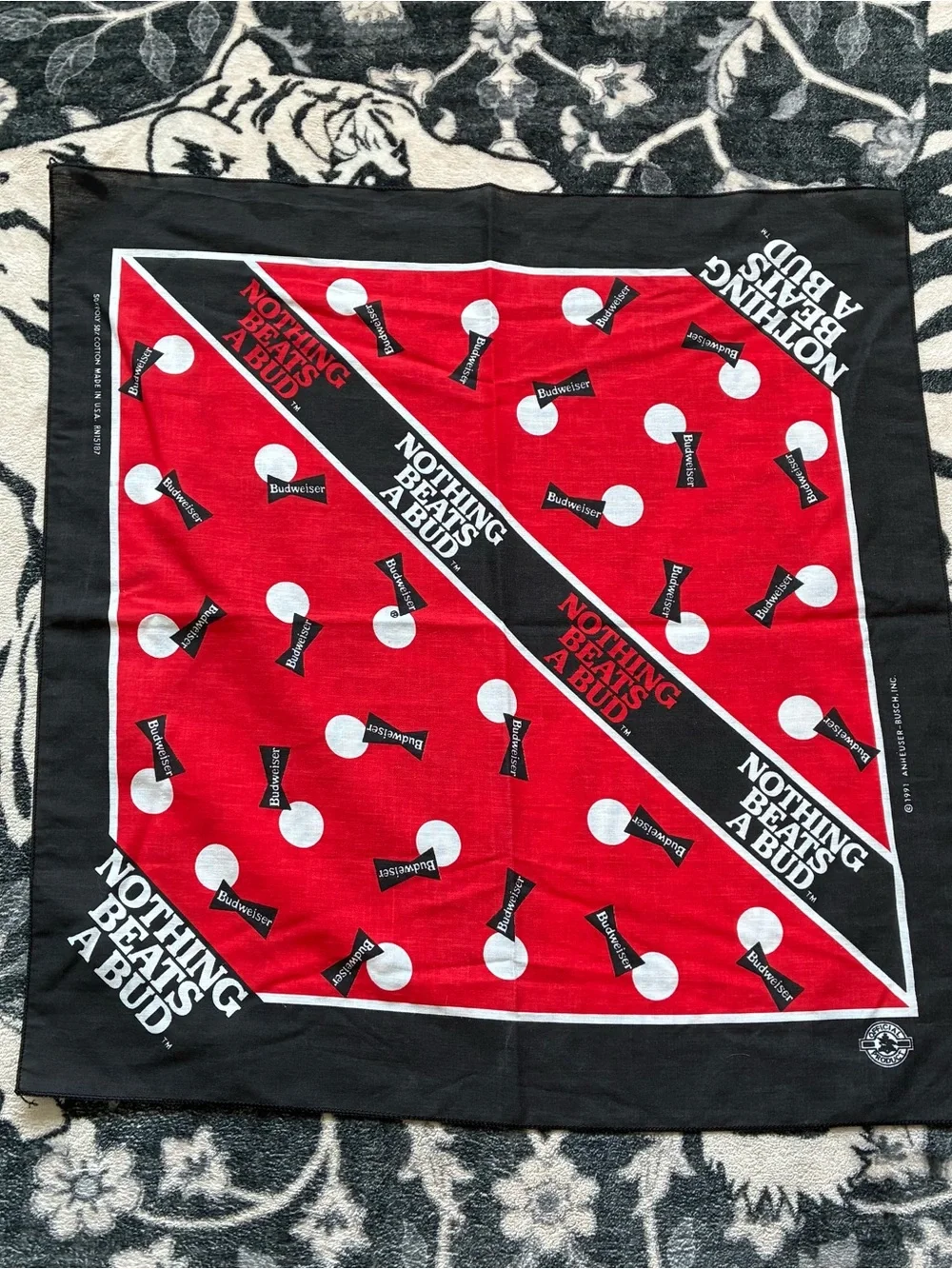 020 - VINTAGE 90s BUDWEISER BEERS 1991 ANHEUSER BUSCH BANDANA SCARF WRAP